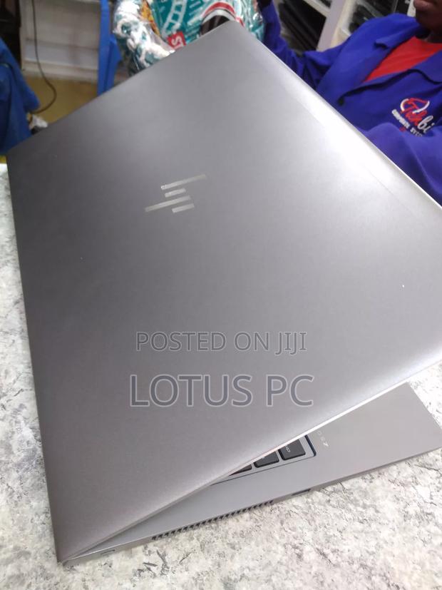 Laptop HP ZBook Studio G5 16GB Intel Core I7 SSD 512GB - thumbnail 2