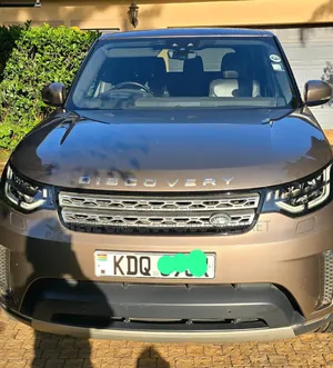 Land Rover Discovery HSE Luxury Diesel 4x4 2017 Brown
