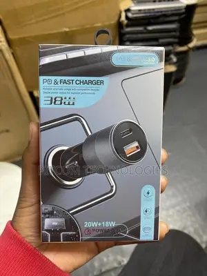 Car Charger With Type-C and Usb Ports