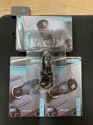 Car Charger With Type-C and Usb Ports