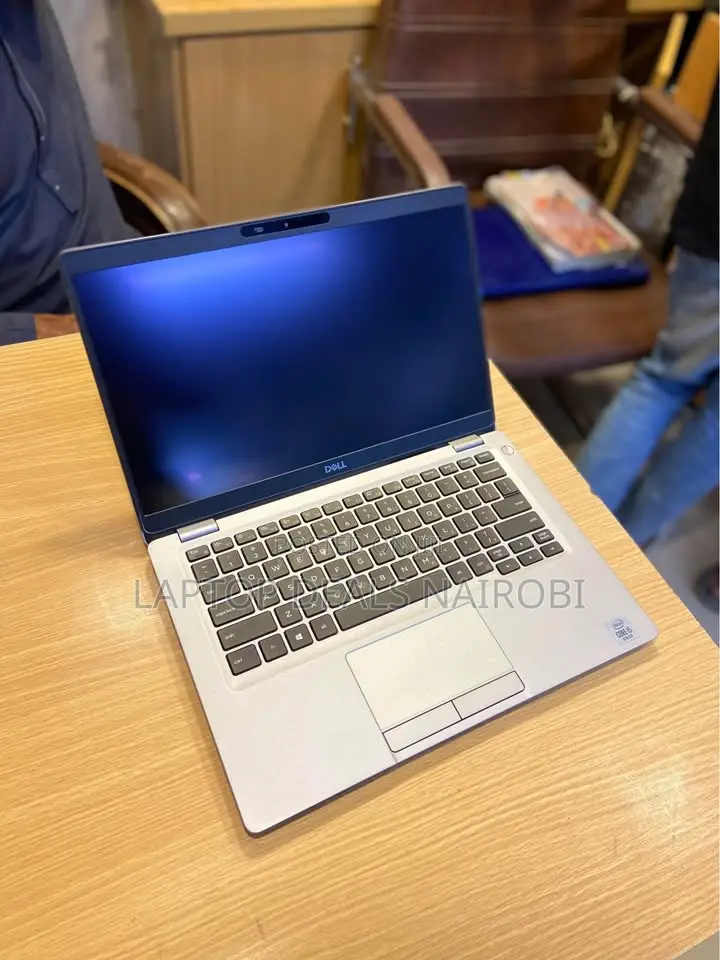 Laptop Dell Latitude 5310 8GB Intel Core I5 SSD 256GB