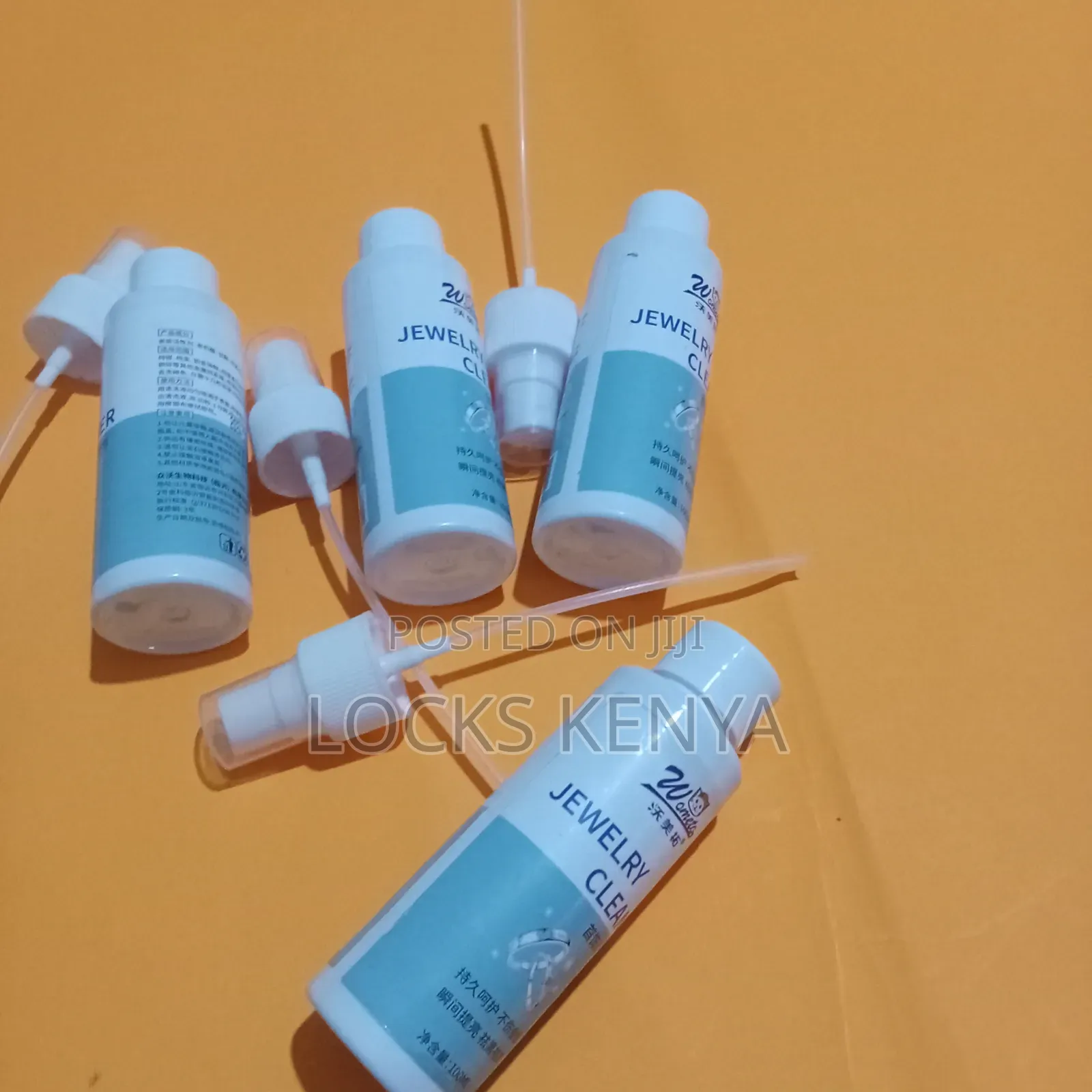 Non Corrosive Jewelry Cleaning Agent