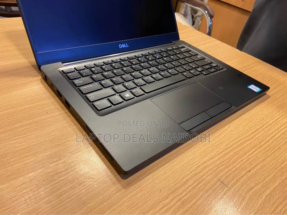 Laptop Dell Latitude 7390 8GB Intel Core I5 SSD 256GB