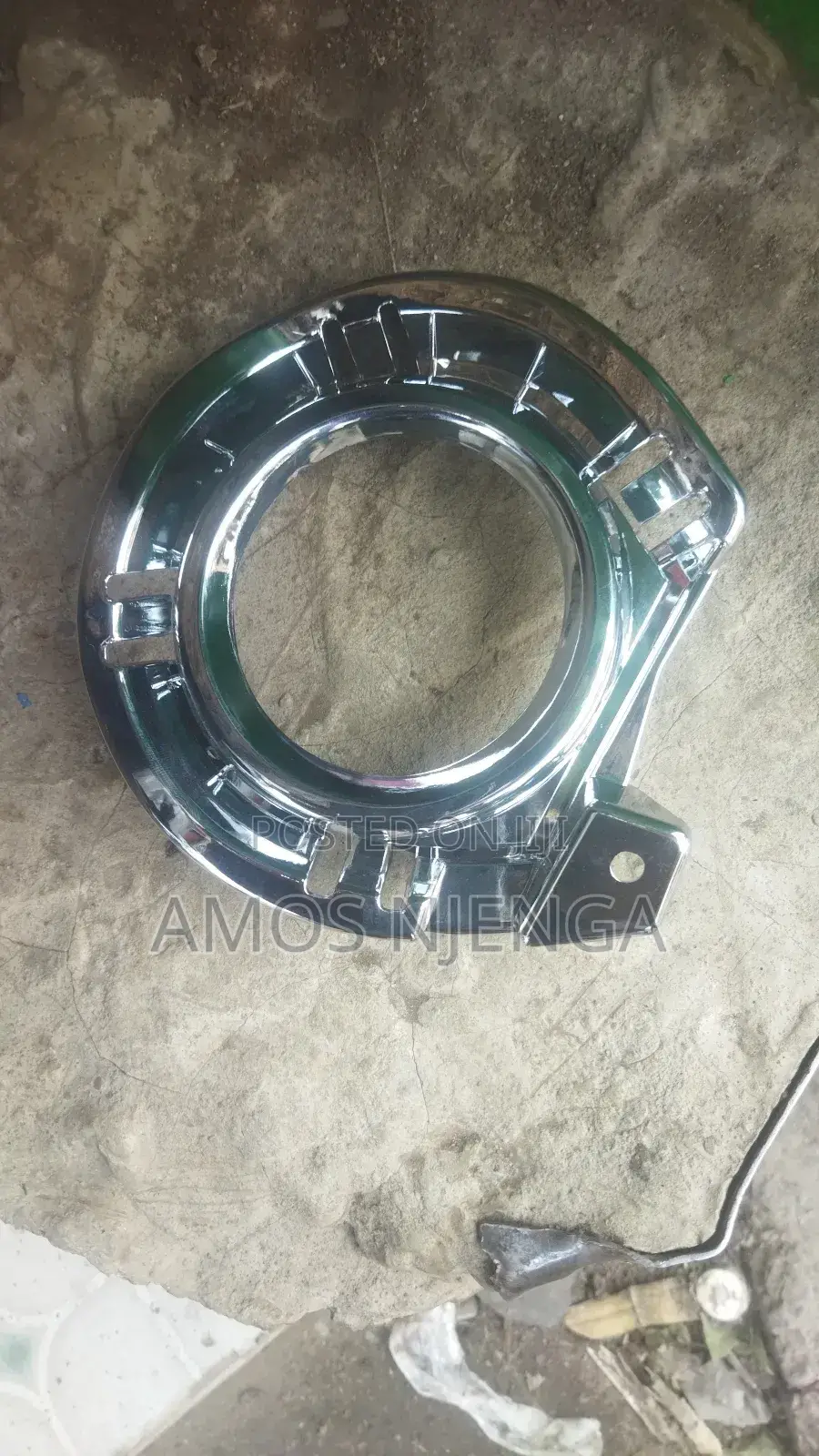 Axio 2012 Chrome Foglights Cover