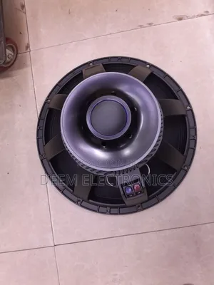 RCF 18 Bass