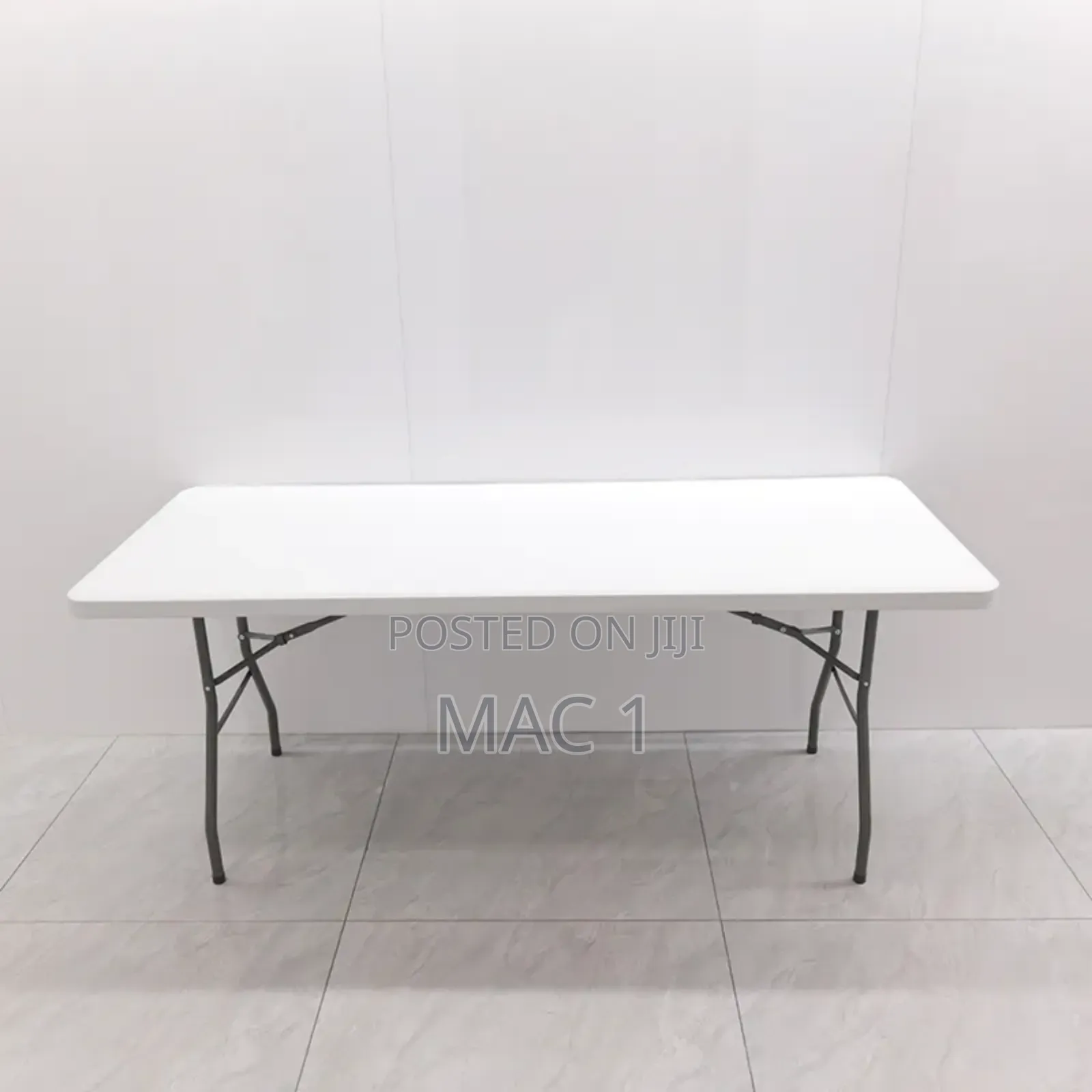 Strong Foldable Table In Plastic Length 1.2m