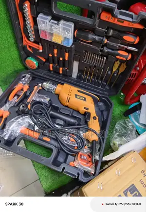 Dera Drill / Complete Toolset Drill Corded