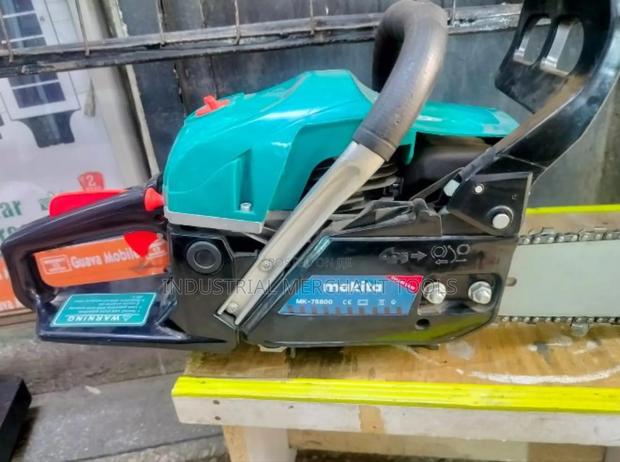 Gasoline Makita Powersaw - main view