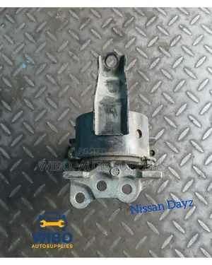Nissan Dayz Engine Mount.