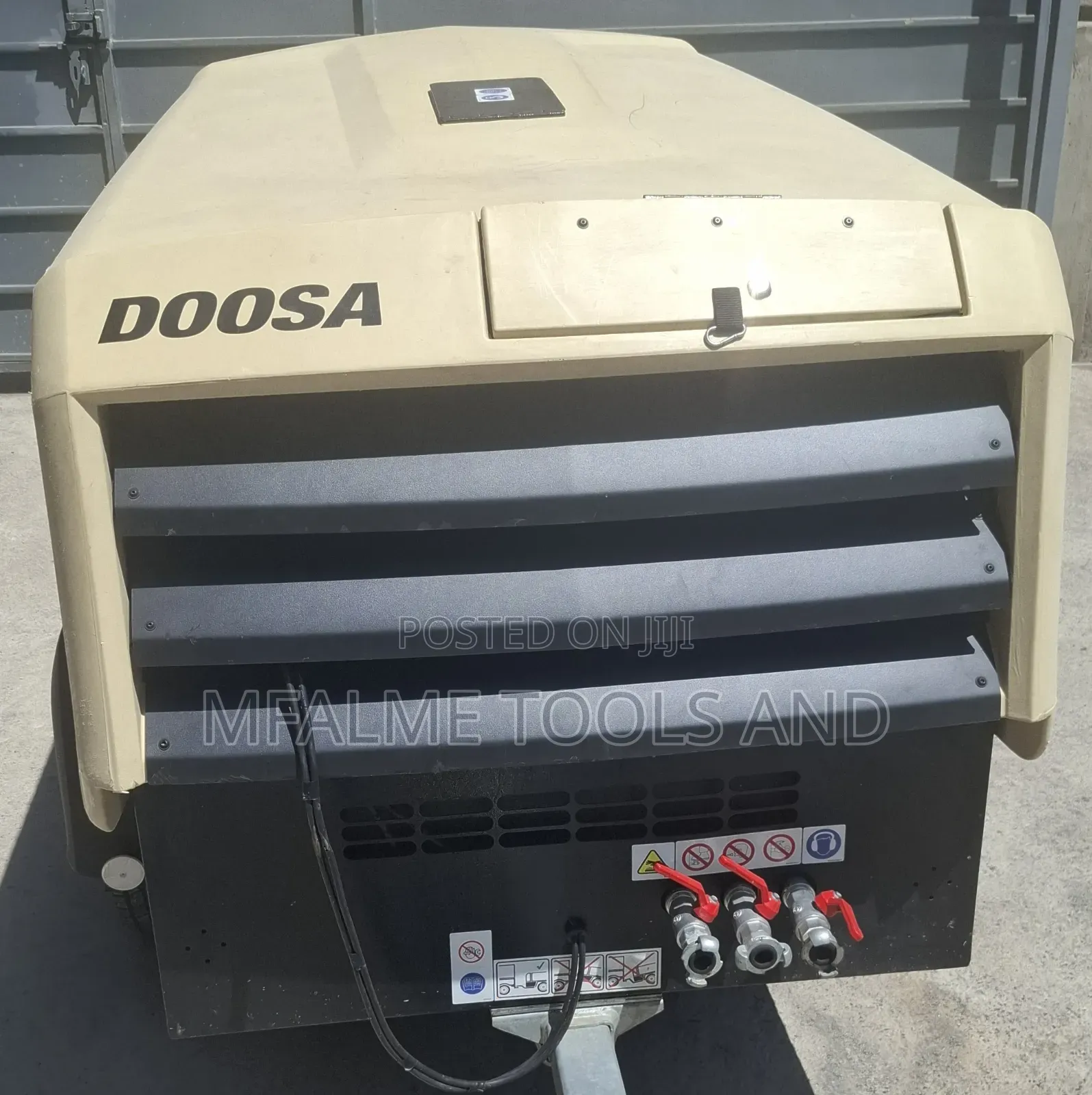 Compressor 2023 Doosan 725e 3cyl Diesel 10 Bars 110cfm Ex-Uk