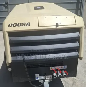 Compressor 2023 Doosan 725e 3cyl Diesel 10 Bars 110cfm Ex-Uk