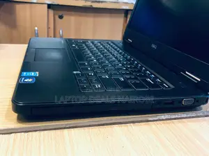 Laptop Dell Latitude 5440 8GB Intel Core I7 SSD 256GB