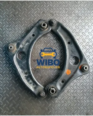 Nissan Notee12/March Control Arms.