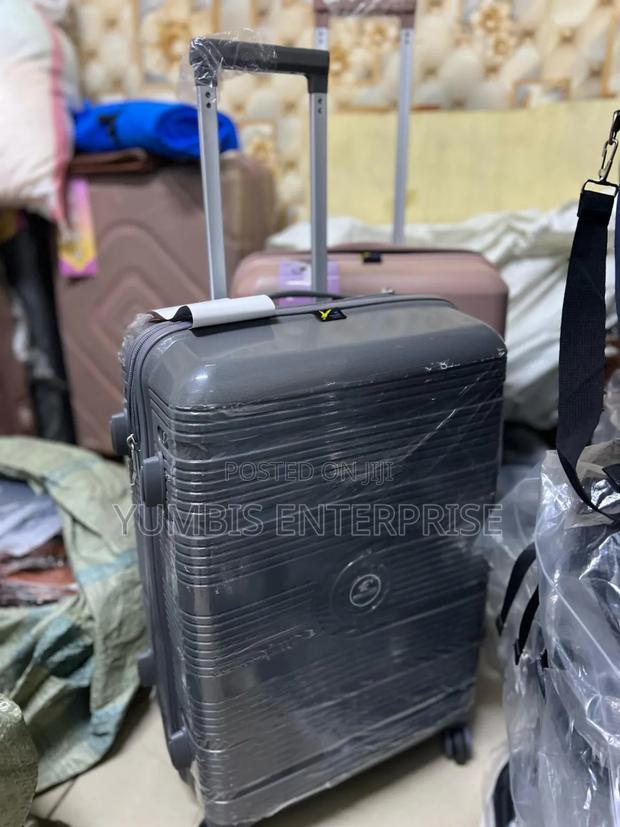 Grey Quality ____Rubber ____Suitcase Size _Medium at 4000 SHS - thumbnail 2