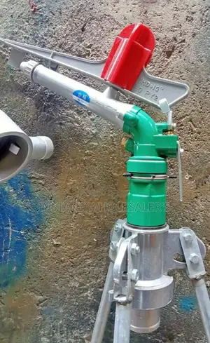 Raining Sprinkler With Tripod Stand
