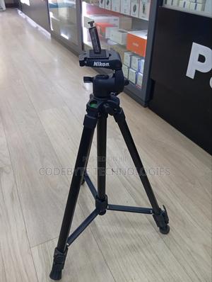 Nikon Prostaff Full Size Tripod - thumbnail 2