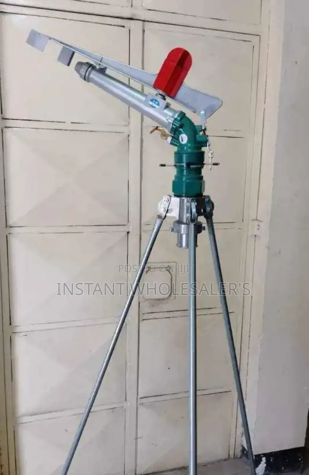 Farm Sprinklers With Tripod Stand