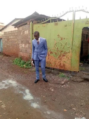English and Swahili Tuitor