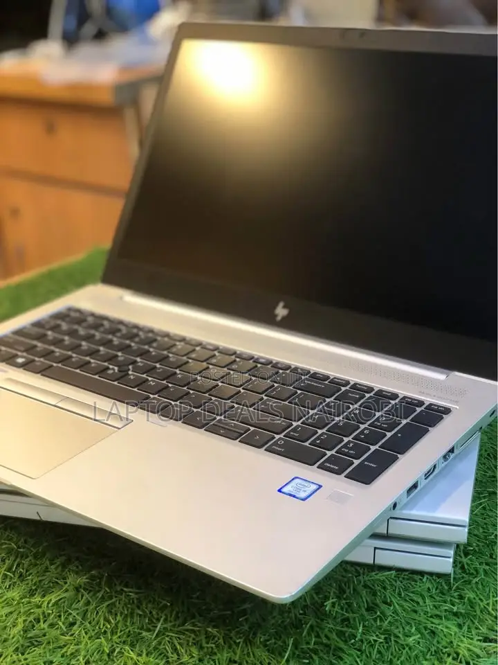 Laptop HP EliteBook 850 G5 8GB Intel Core I5 SSD 256GB