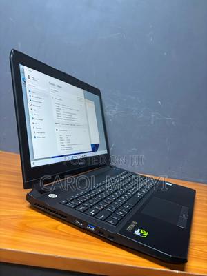 New Laptop Asus B80A 16GB Intel Core I7 SSD 512GB