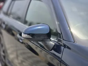 Toyota Corolla Fielder 1.5 Hybrid FWD 2018 Blue