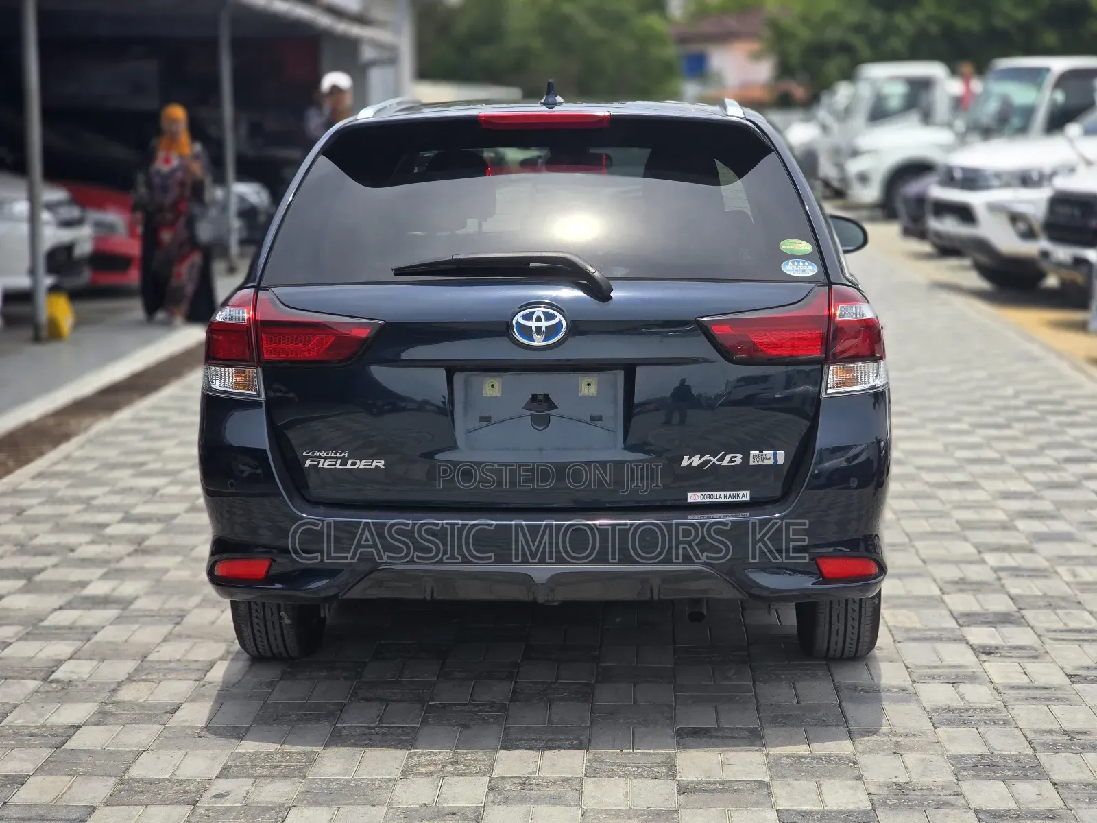 Toyota Corolla Fielder 1.5 Hybrid FWD 2018 Blue