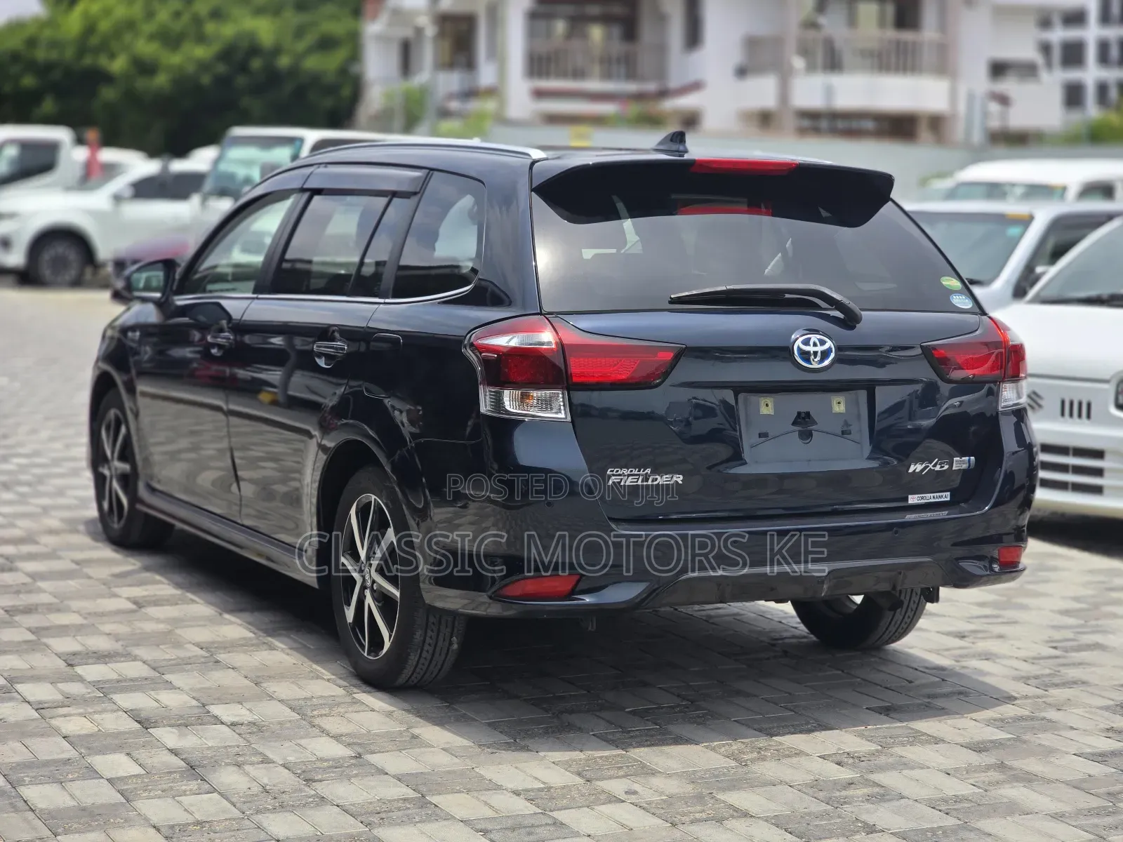 Toyota Corolla Fielder 1.5 Hybrid FWD 2018 Blue