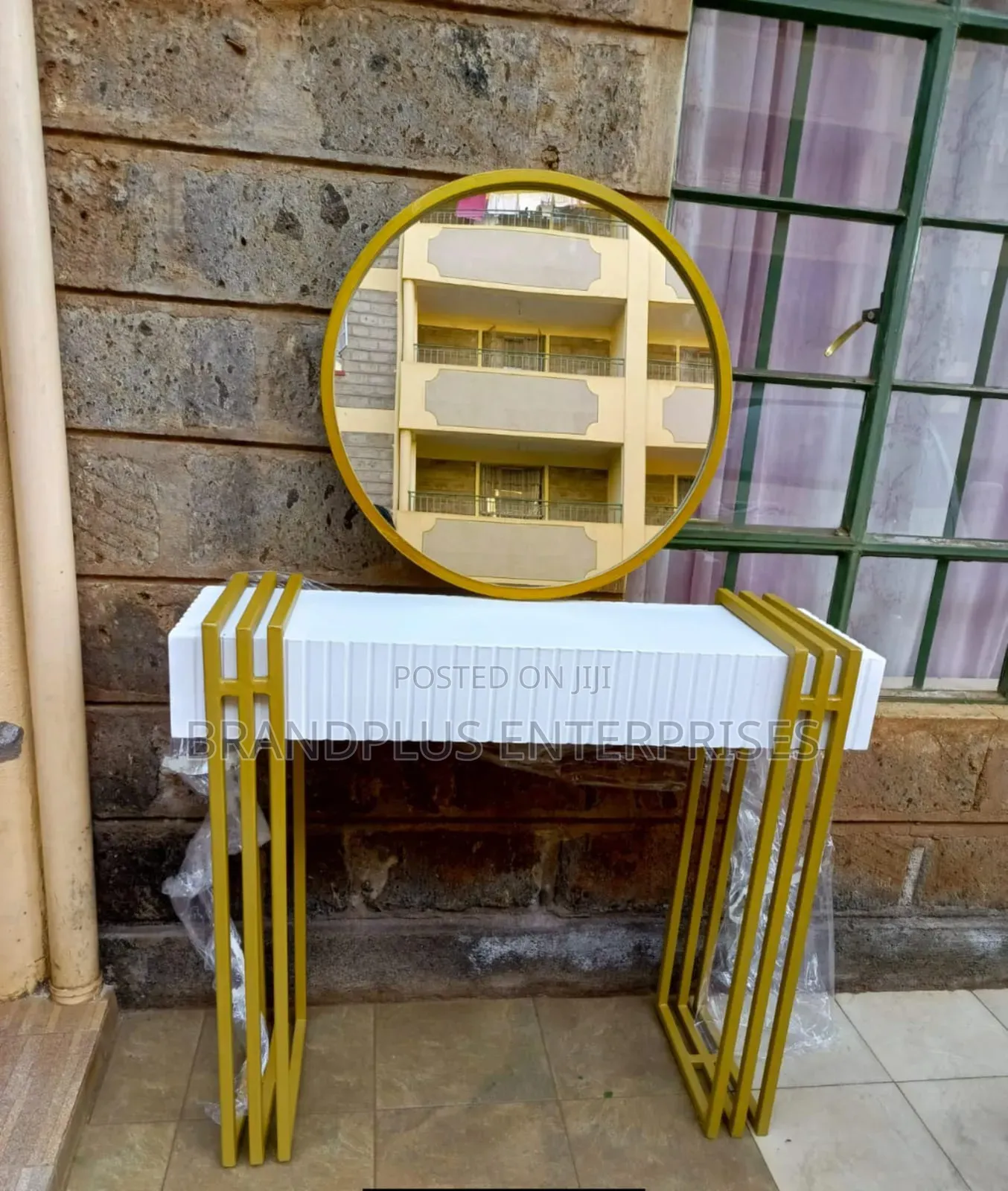 White And Gold Console Table With Round Mirror