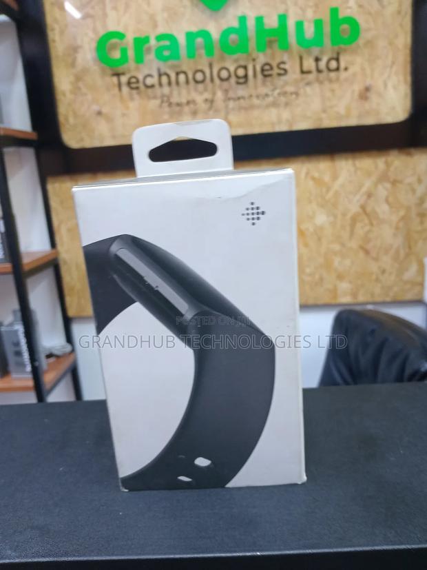 Fitbit Charge 6 Watch - thumbnail 2