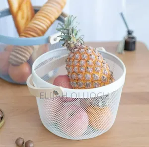 Round Pantry Mesh Wire Fruit Basket With Wooden Handle