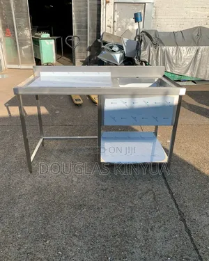 Stainless Steel Modern Commercial Kitchen Washing Sink.