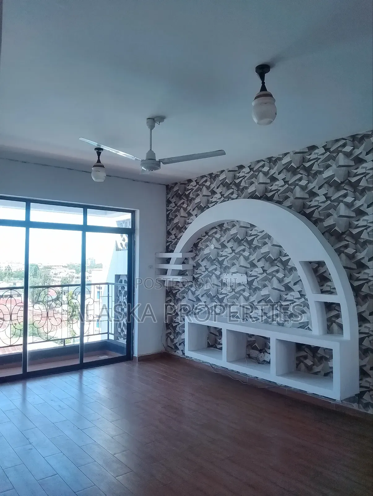 3bdrm Apartment in Beach Road Estate, Nyali for sale