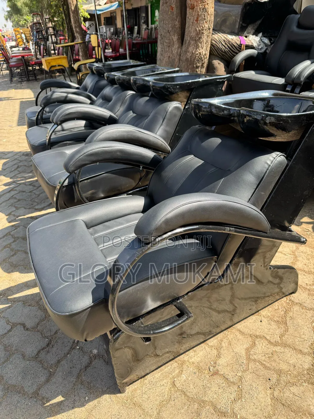 Black Leather Designed Salon Sink