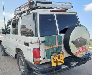 Toyota Land Cruiser 2014 White