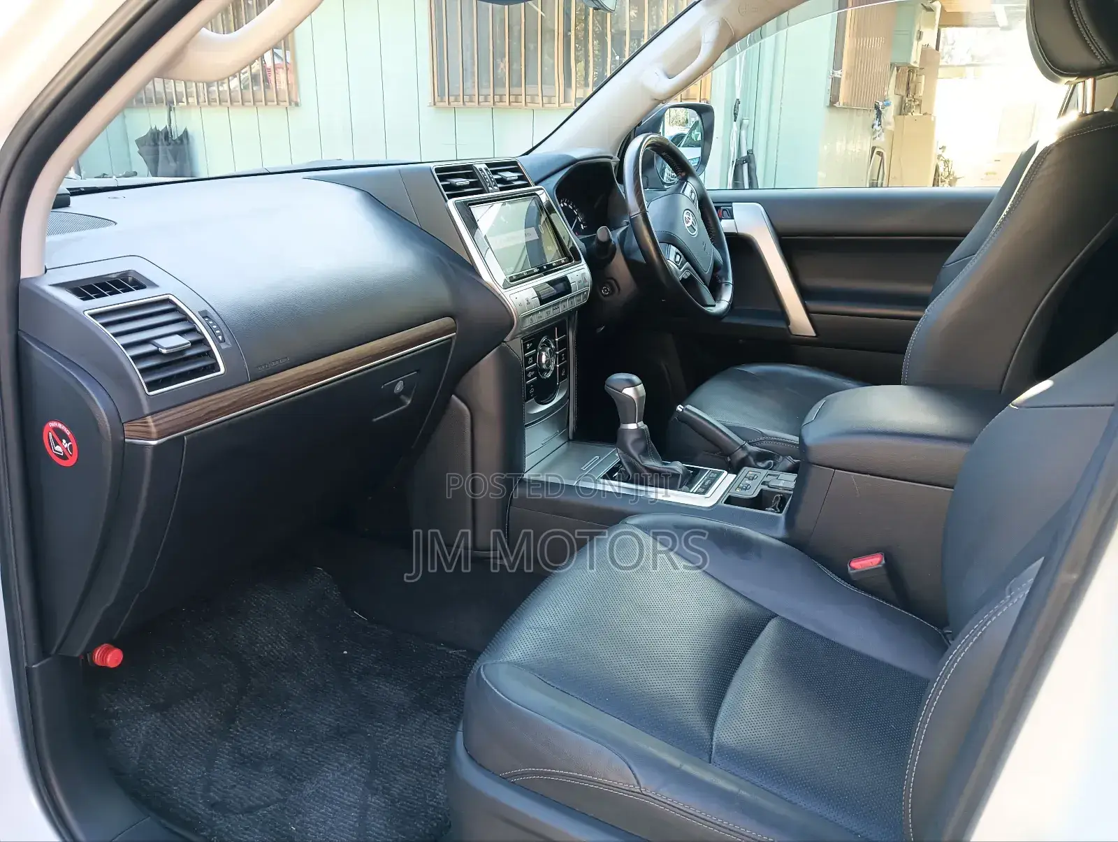Toyota Land Cruiser Prado 2018 Pearl