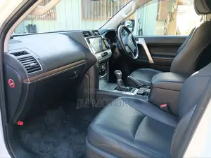 Toyota Land Cruiser Prado 2018 Pearl