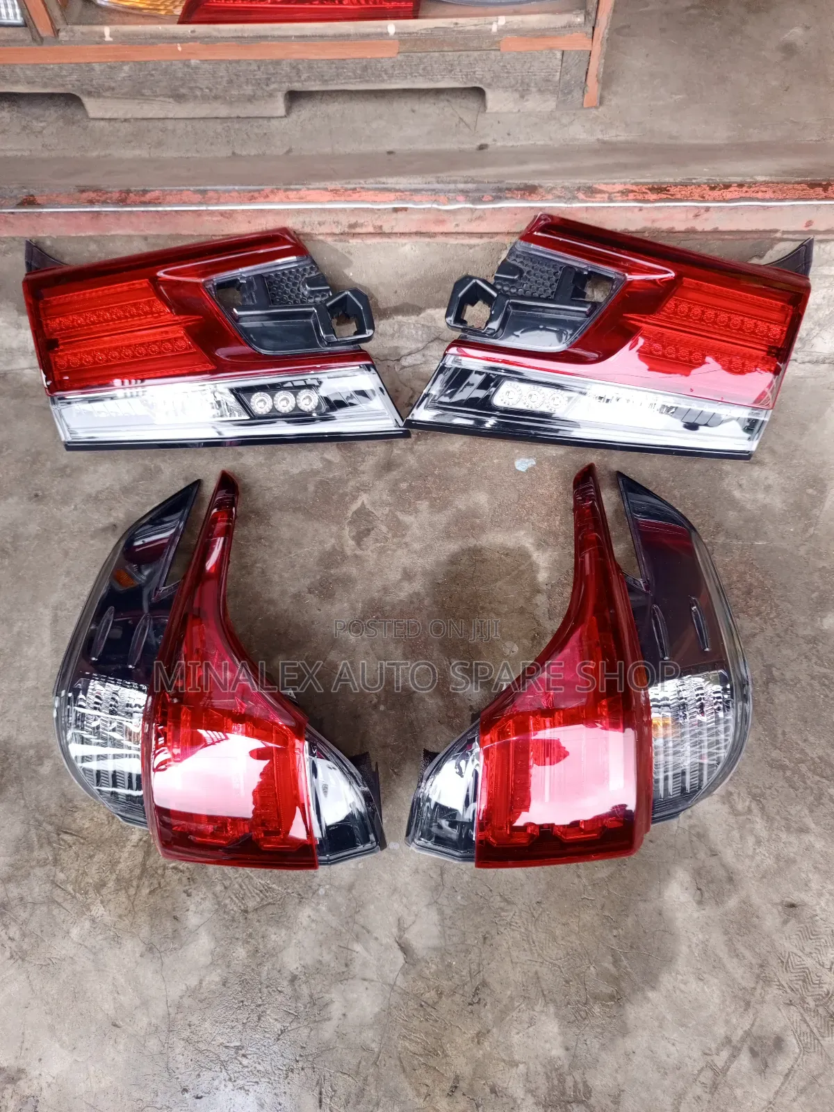 Vellfire Rearlights Whole Set;Bootlights And Bodylights