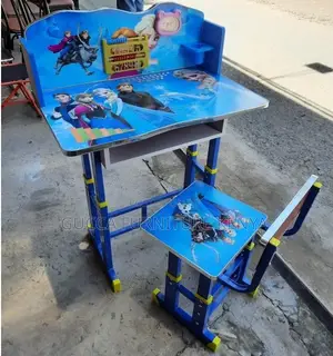 Kid's Furniture: Modern Mini Student Desk Chair Set