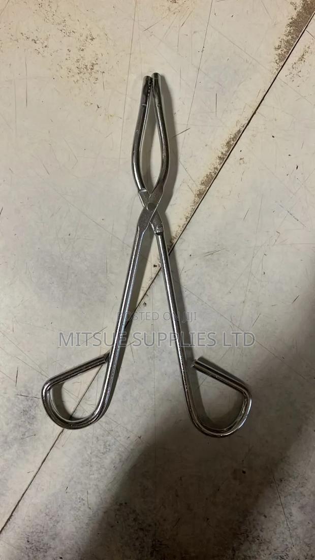A Set of 10 Crucible Tongs 150mm