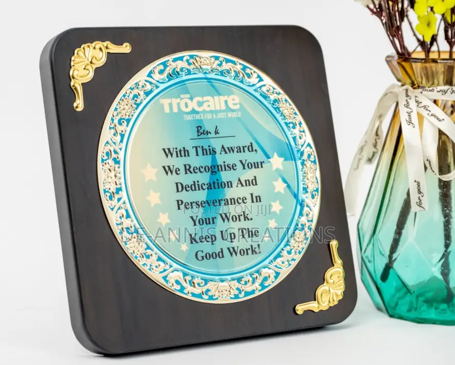 Honour Wooden Plaque Award