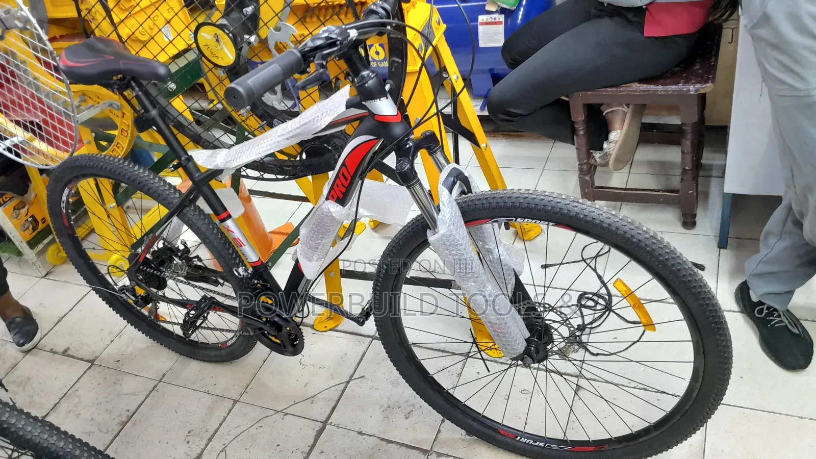 Pro Bike /Mountain Bike Size 29