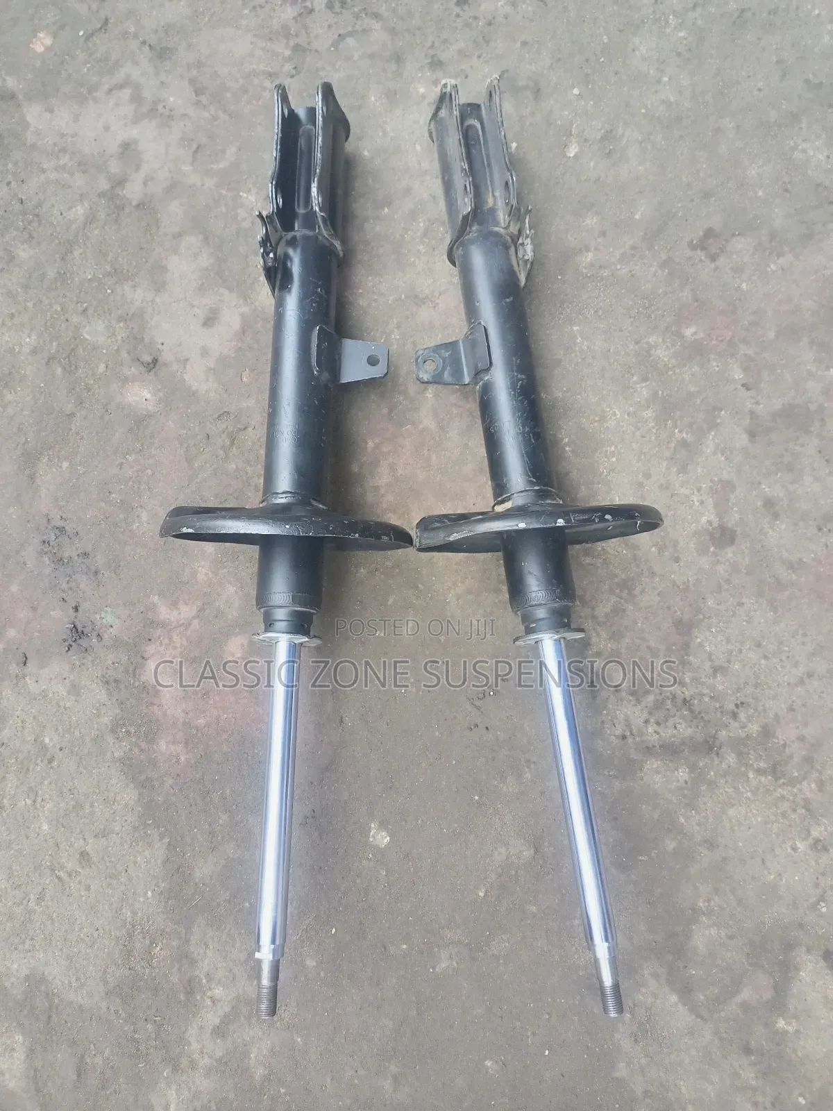 Harrier Old Model Back Shocks