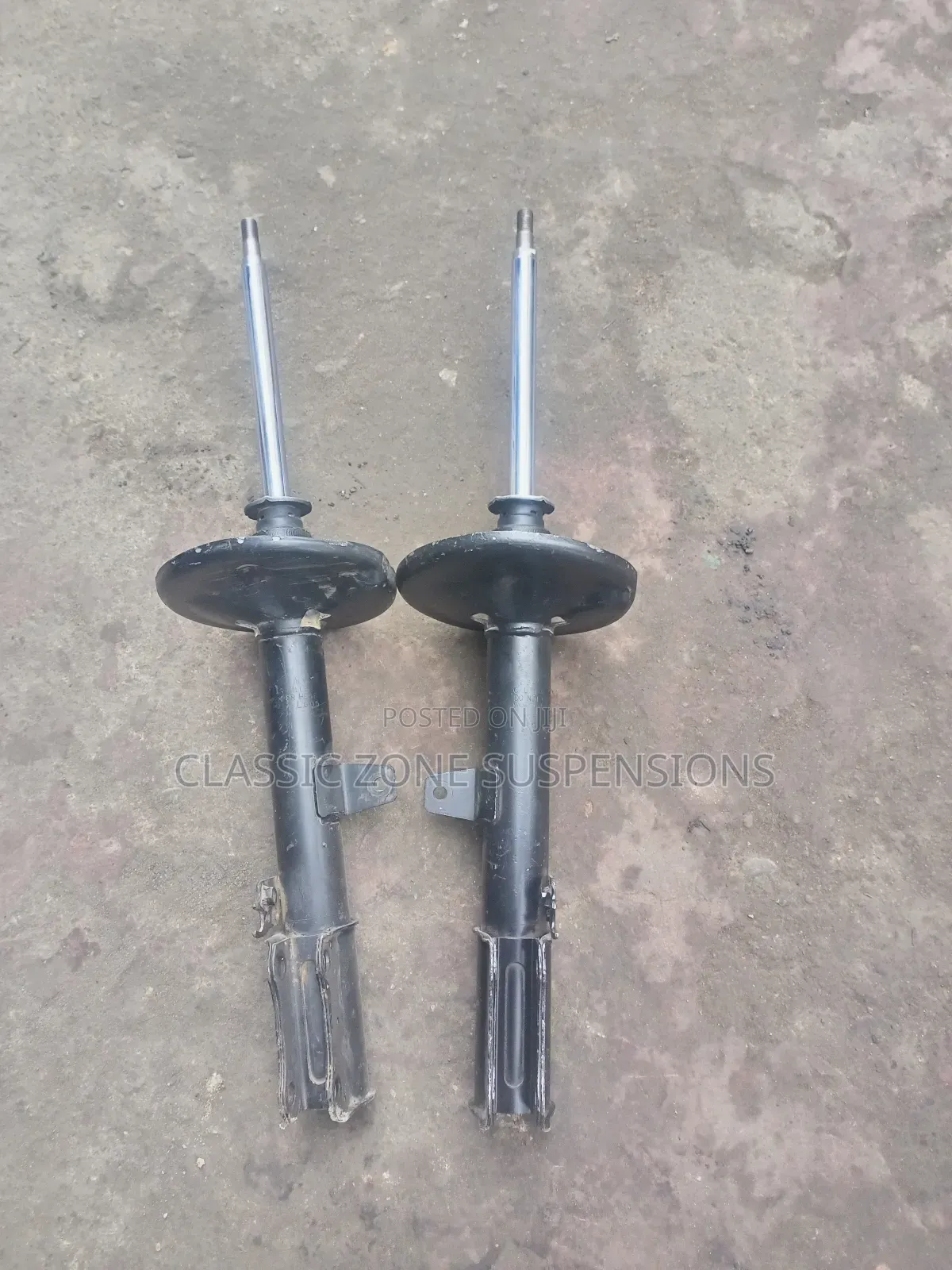 Harrier Old Model Back Shocks