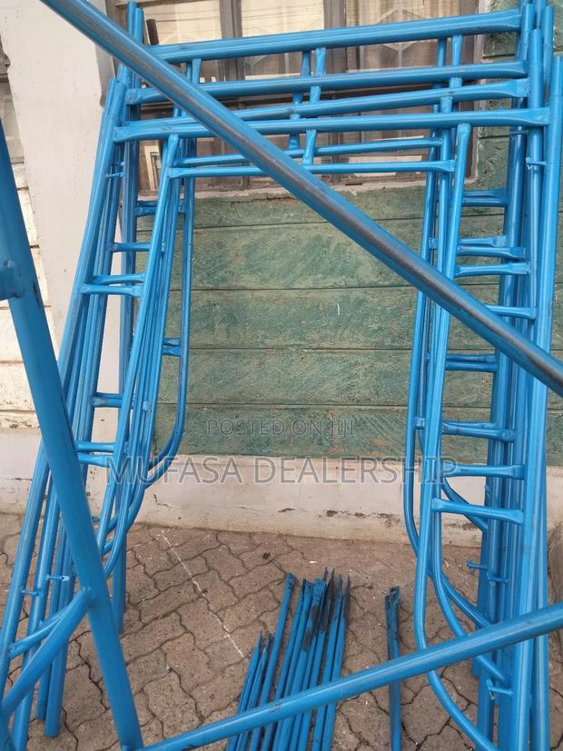 Blue Scaffold Stands - main view