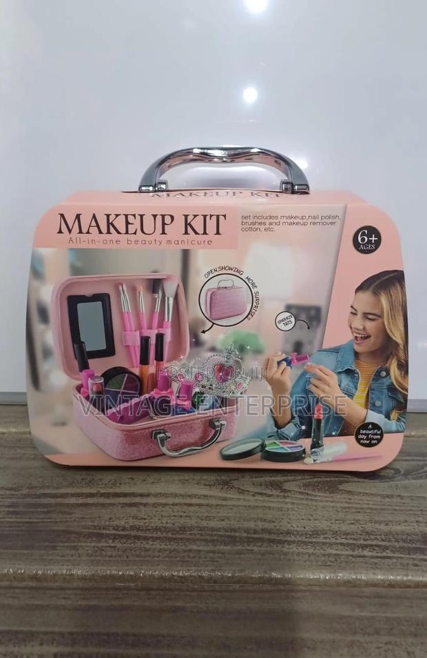 Kids Make-Up Kit - main view