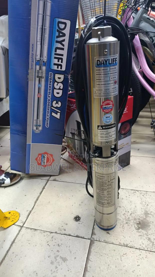 DSD 3/7 Dayliff Submassible Water Pump With Control Pump - main view