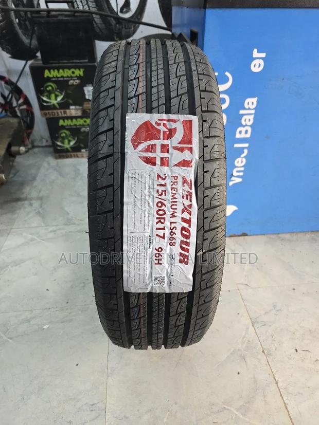 215/60r17 Zextour Premium Tire