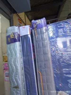 Brand New Quality Fibre Matress Size 4 by 6 Qm7jg
