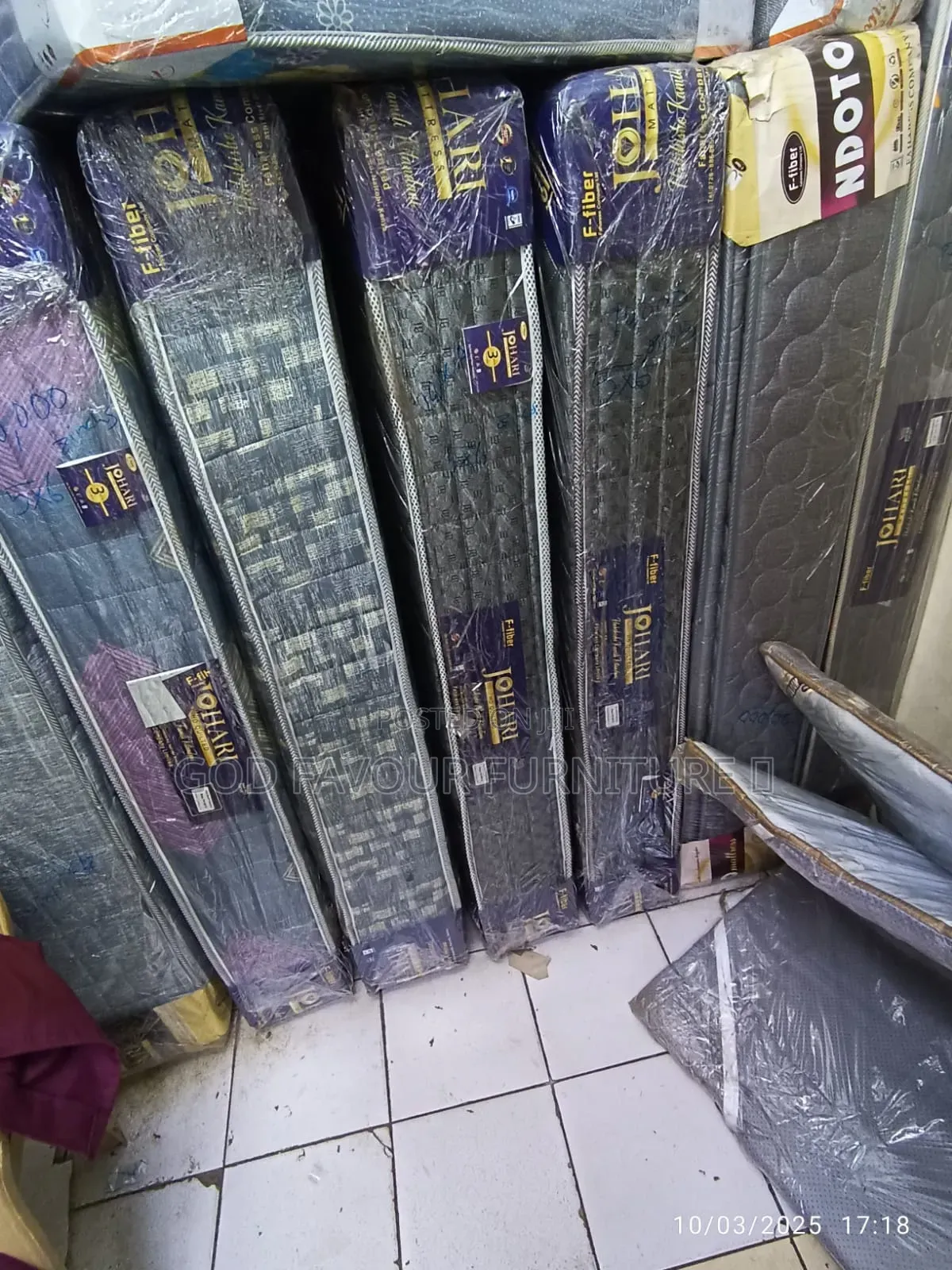 Johari High Density Fibre Matress Size 4 by 6 Qk9tc