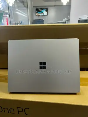 Laptop Microsoft Surface Go 8GB Intel Core I5 SSD 256GB